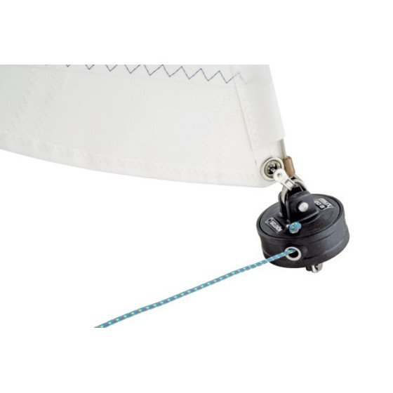 Selden Furlex 20s: The smallest furlers in the Furlex family are used as standard equipment on numerous dinghies